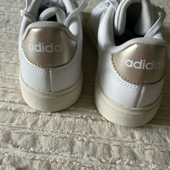 Women’s Adidas Advantage White & Gold Court Shoes - Picture 2 of 6